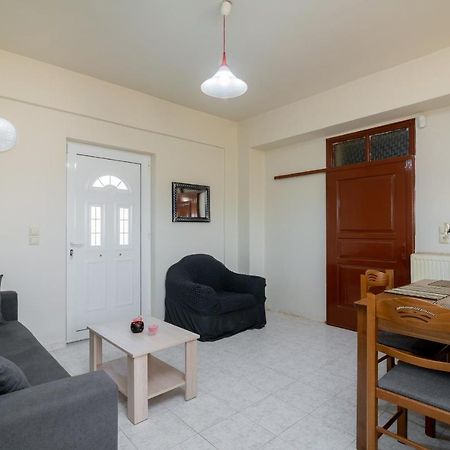 En Elladi Apartment اليكاناس المظهر الخارجي الصورة
